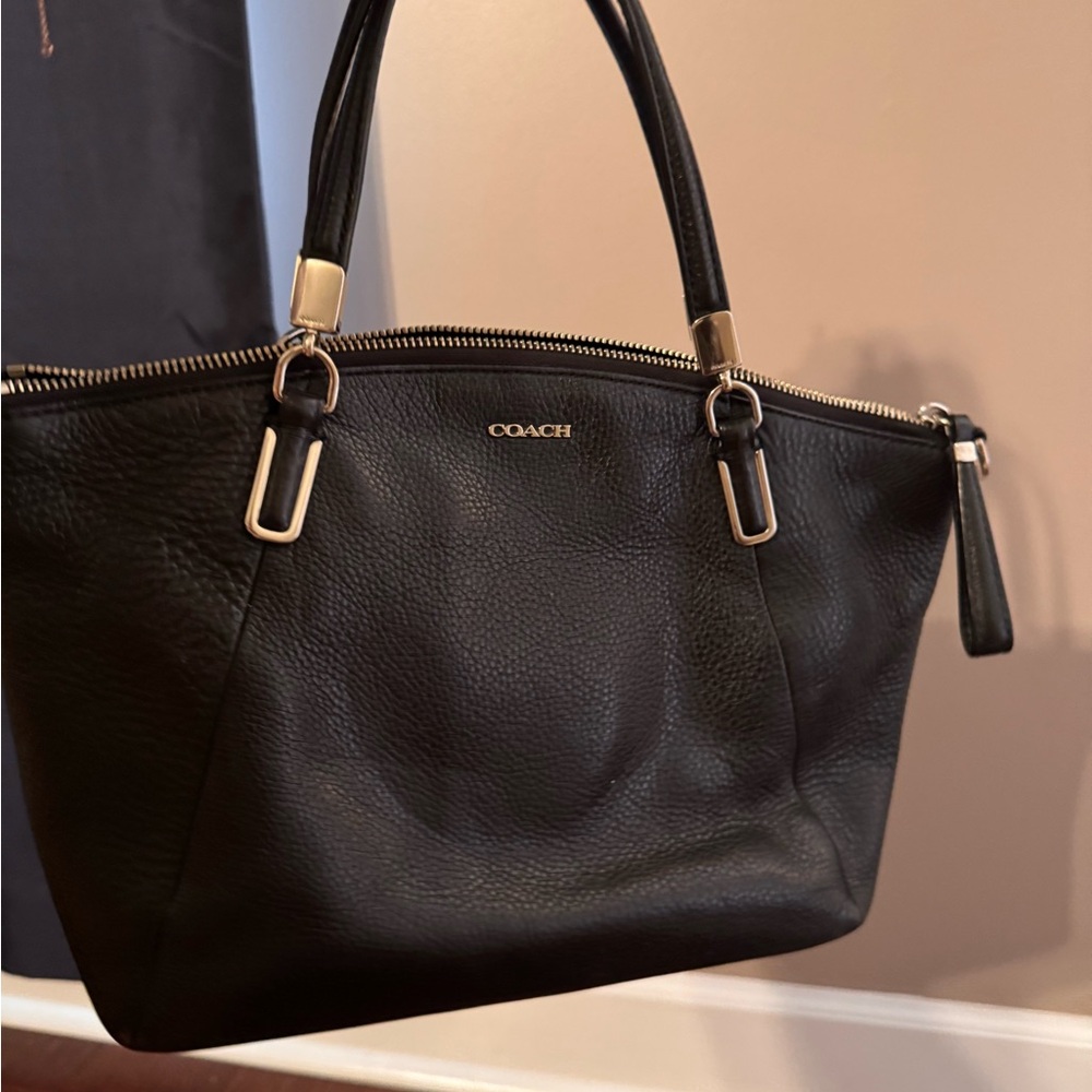 COACH Madison Small Kelsey Crossbody Bag Pebbled Leather Black H1380-28095 - Picture 7 of 7
